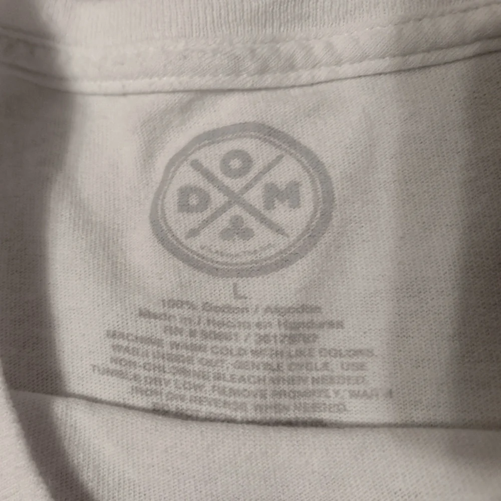 JK* White Bigfoot Believe in Yourself Even if Nobody Else Does Shirt Sleeve T-Sh - Picture 6 of 6